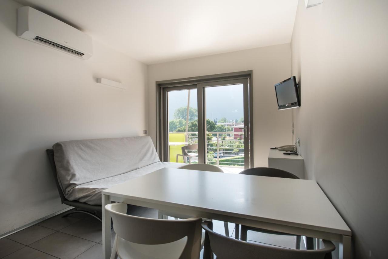 Residence Centro Vela Riva del Garda Exterior foto